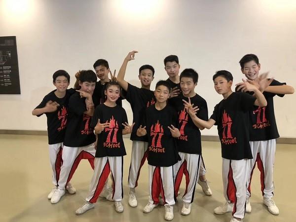 要让优秀成为一种习惯 冠军赛七十一再传佳音