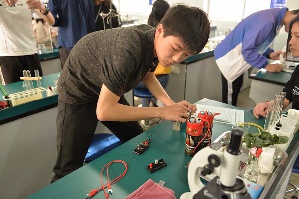理化生实验重实战 技能心理两手齐抓