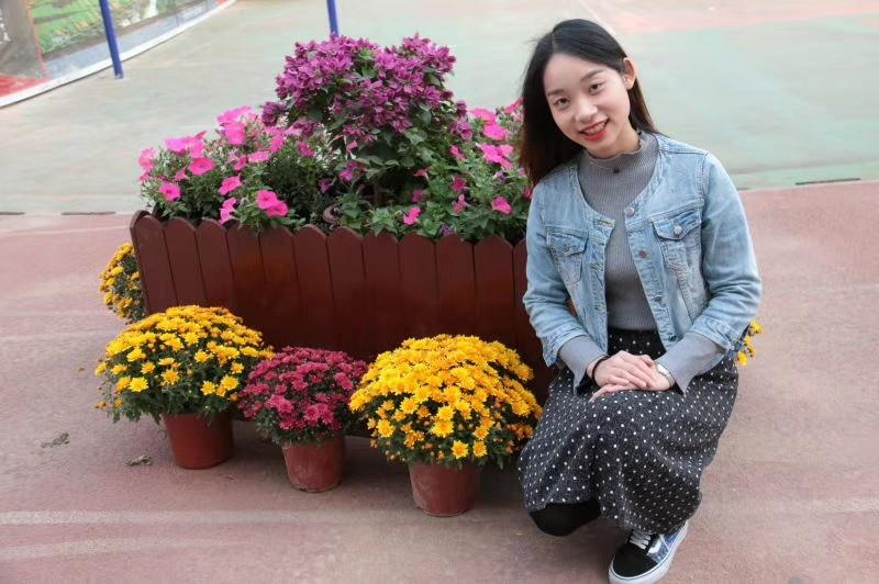 携手同心 共贺华诞