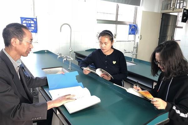 郑州市第七十一中学化学组召开读书心得分享交流会