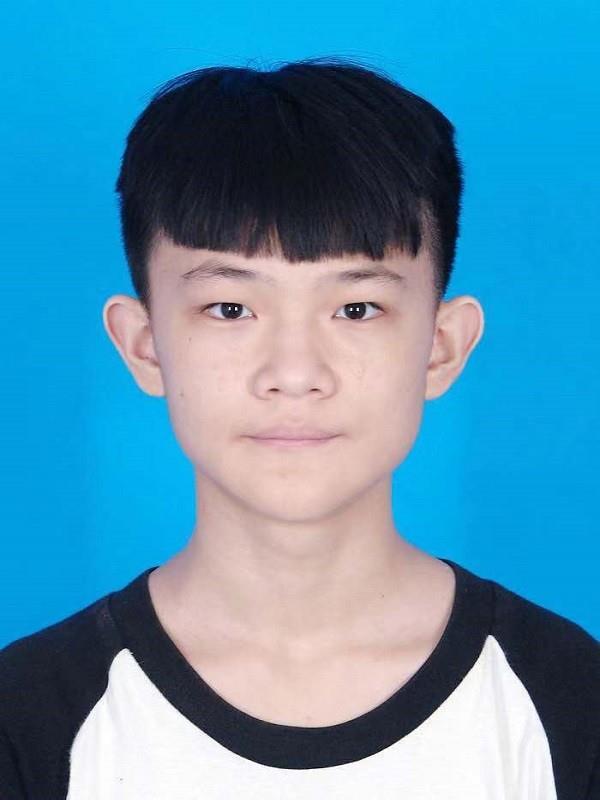 昔日学子传喜讯  今朝师者更奋进