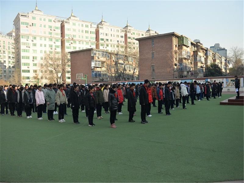 郑州市第七十一中学开展南京大屠杀死难者国家公祭日纪念活动