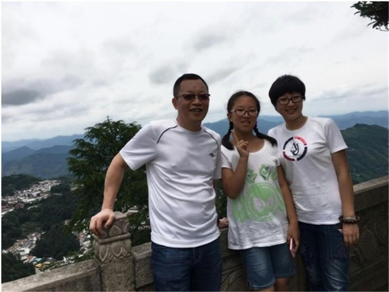 2020届八班张轶楠家庭