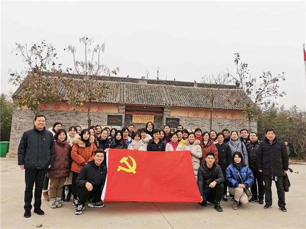 学习红色文化，传承革命精神