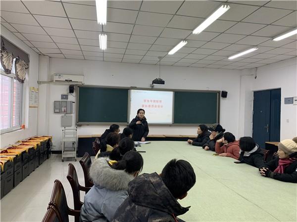 【71时讯】家校紧密沟通，预热推行“配餐制”