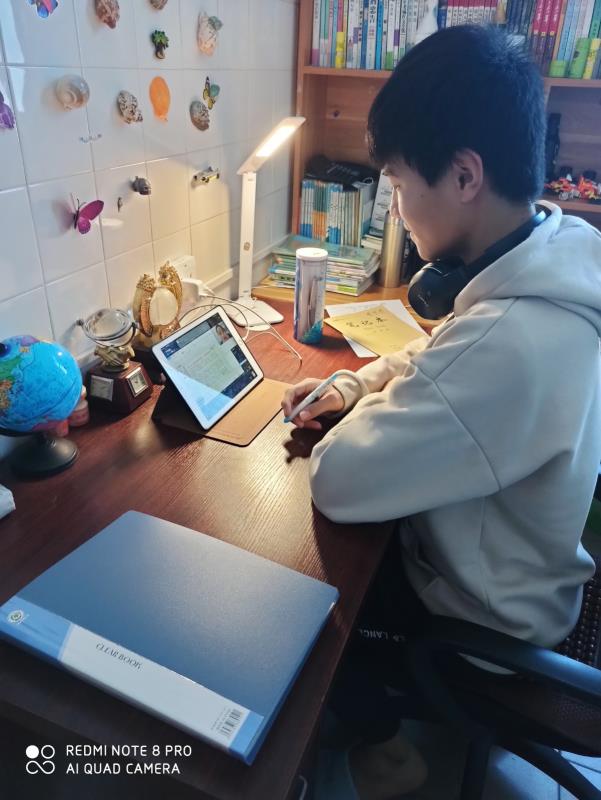 【多样课程】致敬英雄为中国加油  奋发学习迎春暖花开