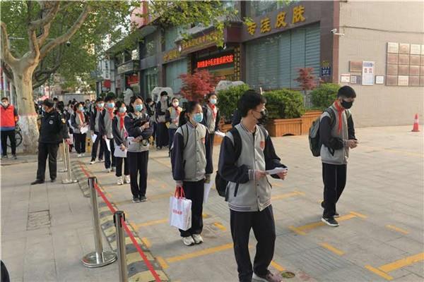 【71时讯】学子归来  重整出发