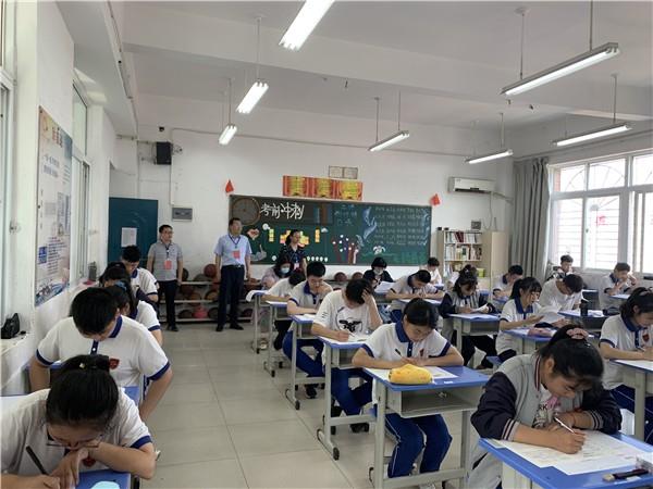 【71时讯】九年级沉着应战中招适应性测试