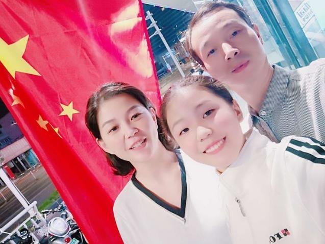 【家榜样】我与孩子共成长——2022届七班学生邢艺馨家长