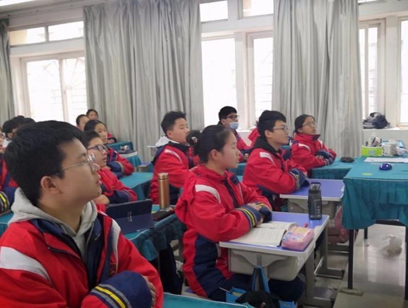 反思提升 再次启航—2022届追梦八班八上期末综合素质展评
