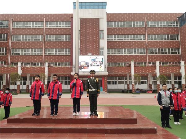 【71时讯】缅怀革命先烈，播扬红色精神