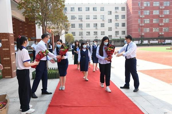 【71时讯】教学相长的师生情