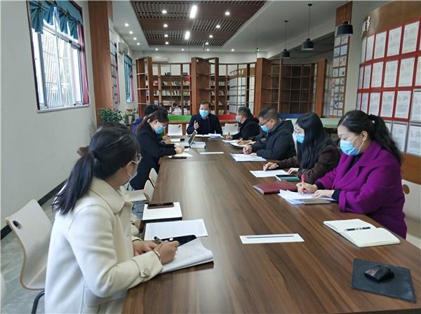 【71时讯】郑州七十一中党总支开展进一步落实“双减”工作“大学习 大讨论”研讨专题会