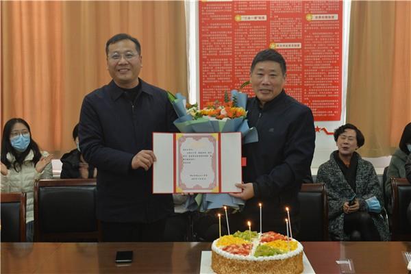 【71时讯】四十年丹心一片育桃李  六十载真情岁月谱春秋