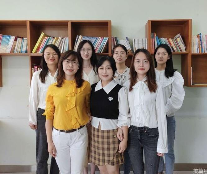 【教师风采】硕果累累 贤才济济——王任钰名班主任工作室