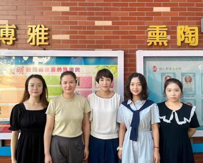 【教师风采】硕果累累 贤才济济——王冰教育导师工作室