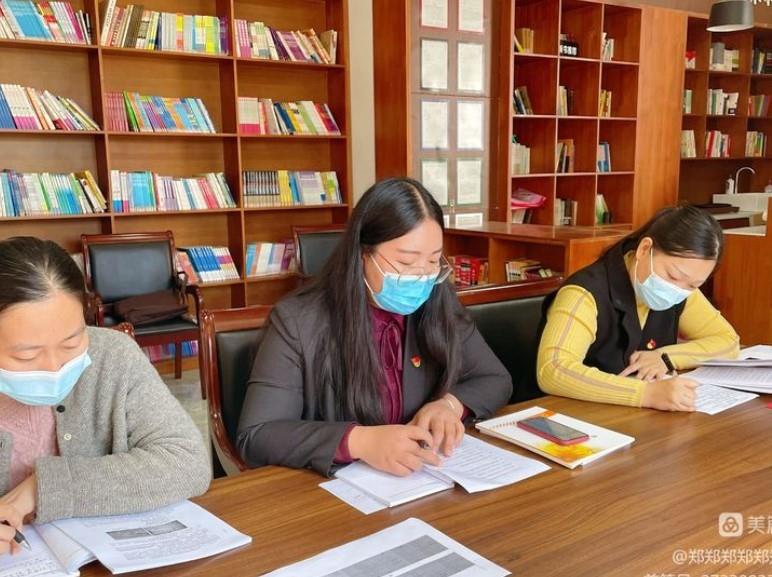 【教师发展】党建引领 深耕课堂提素养——郑州市第七十一中学第三党支部地理党小组第八周校本教研会