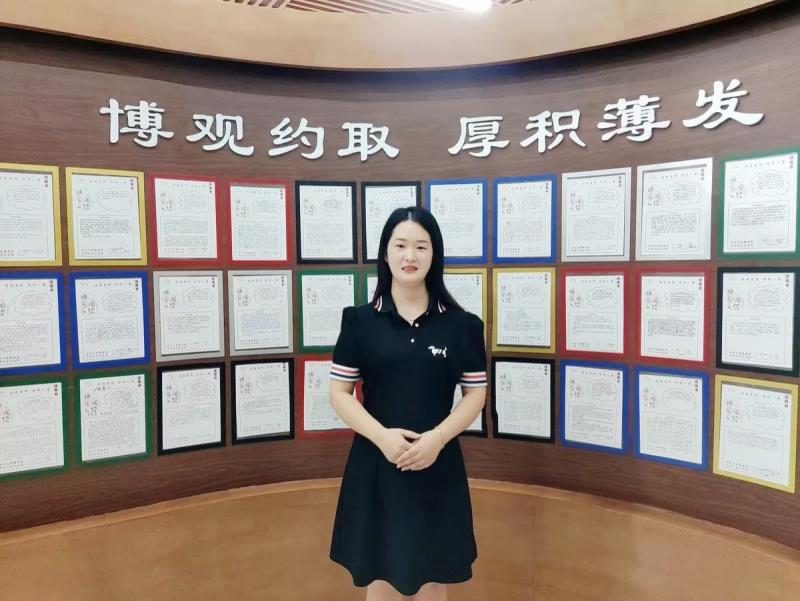 【教师风采】张彦娇老师国旗下演讲《学会感恩，幸福相伴》