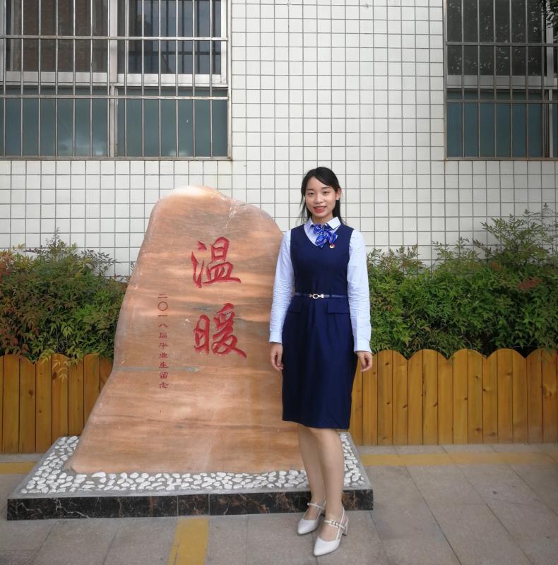 【教师风采】十大巾帼榜样系列报道（四）——与光同行 星火长明