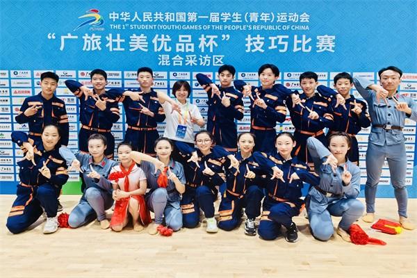 【71时讯】郑州71中学生同台竞技全国专业技巧队，全员荣获国家等级运动员资格！