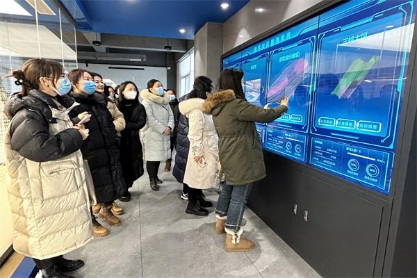 【教师发展】聚力共建助成长 相携致远蕴芬芳——郑州市第七十一中学第三党支部教学交流研讨活动