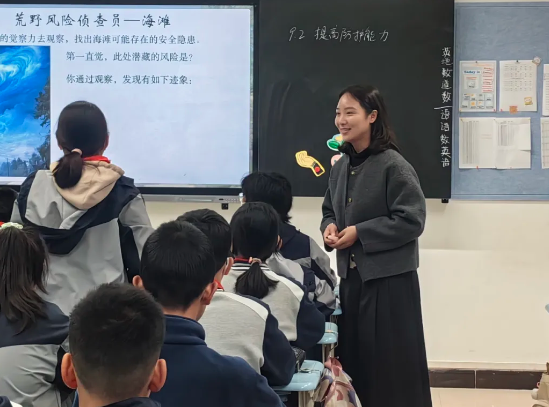 【教师风采】用责任心来管理 用热爱去启蒙——邢许践行“人人都是班主任”的经验分享