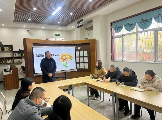 【71时讯】智慧分享 共同成长——郑州市第七十一中学班主任沙龙活动