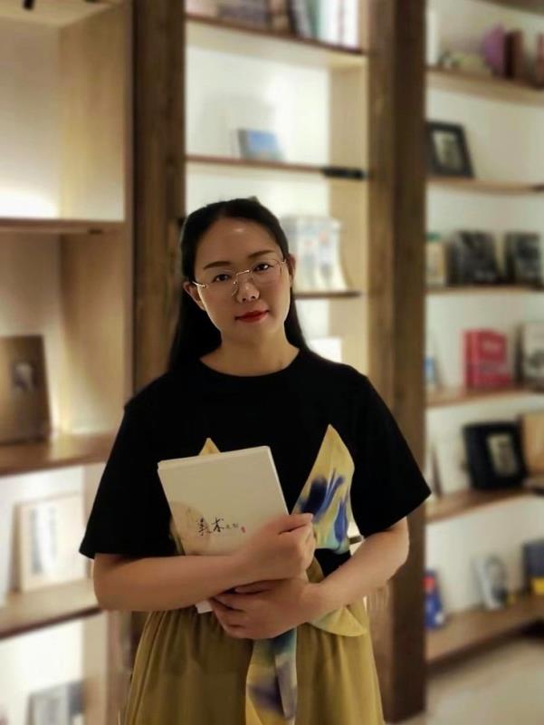 【教师风采】刘晓庆老师国旗下演讲《齐心提质展华图，全校携手共增优》