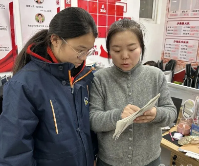 【教师风采】郑州市第七十一中学践行教育家精神榜样教师（五）——躬耕教坛守初心 践行师道铸师魂