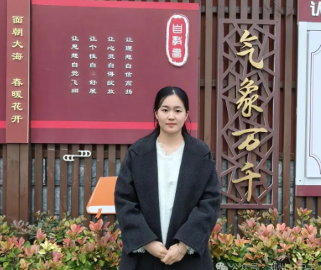 【教师风采】李汶老师国旗下演讲《备战期中勤为先，笃行实干迎检验》