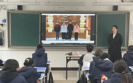 【少年之声】七五七六班级共同体国旗下演讲《规范促成长，班风伴我行》